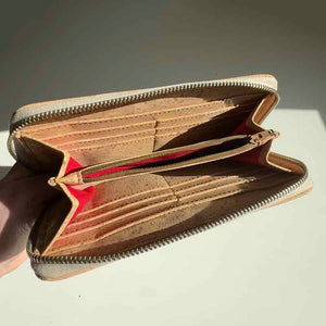 Natural cork zipper purse for women, internal view