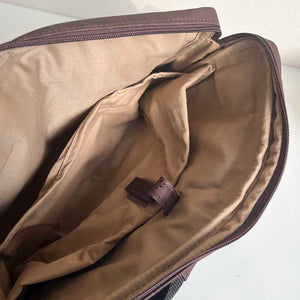 Brown cork laptop bag, internal compartments view