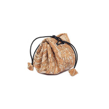 Load image into Gallery viewer, Cork coin pouch - Natura, white and copper